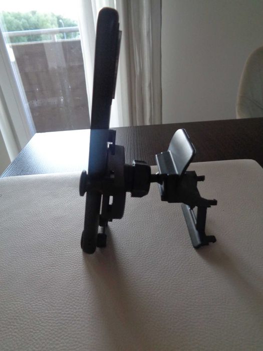 Uchwyt na telefon nissan x-trail T33