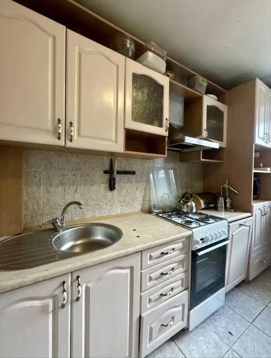 Срочно ! Продам 4к квартиру Победа 5 Петра Дорошенко