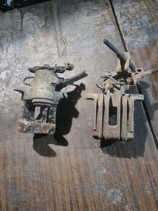 Zacisk Hamulcowy Tył Tylny Lewy , Prawy Skoda Octavia 2 II Audi A3 VW