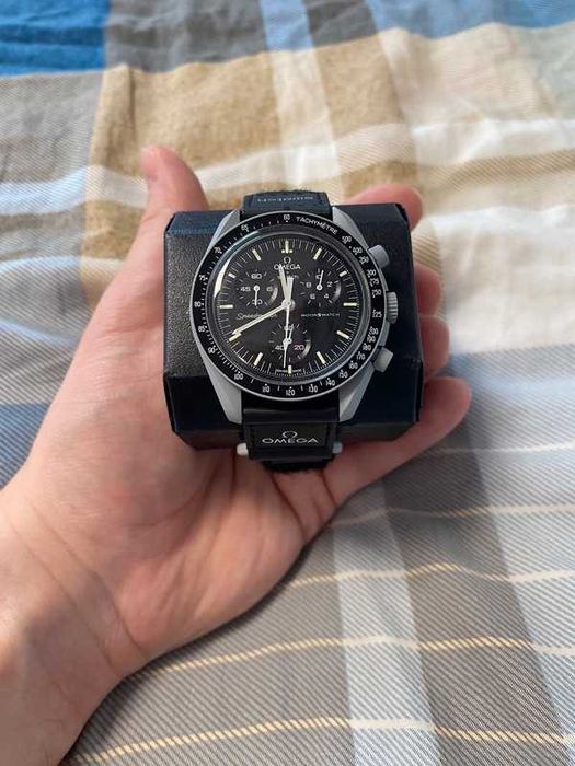 Swatch x Omega Bioceramic Moonswatch Mission to the Moon SO33M100