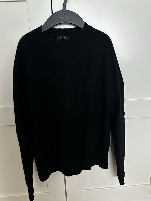 Sweter wełniany Massimo Dutti