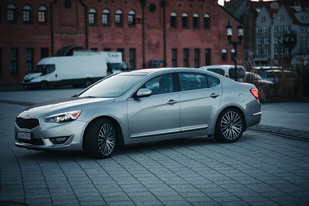 Kia Cadenza Kia cadenza 290 koni uszkodzony silnik