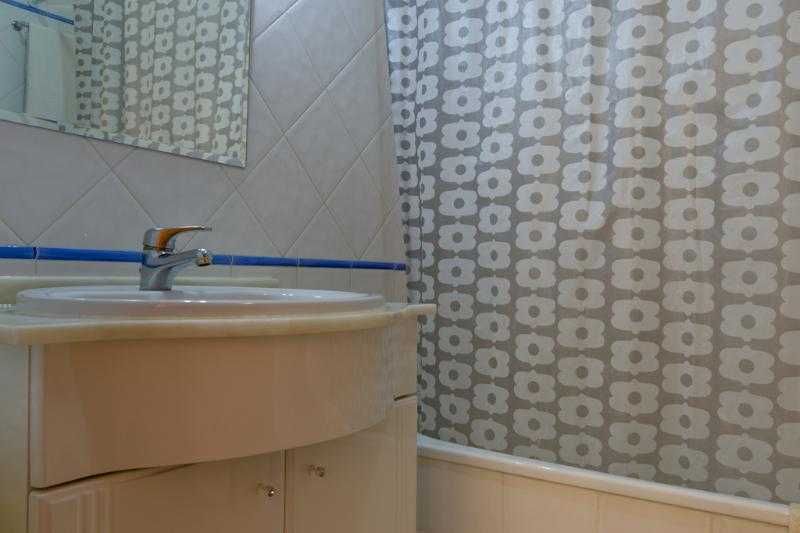 Arrenda-se T1 de 10 Novembro a 10 Junho 2026