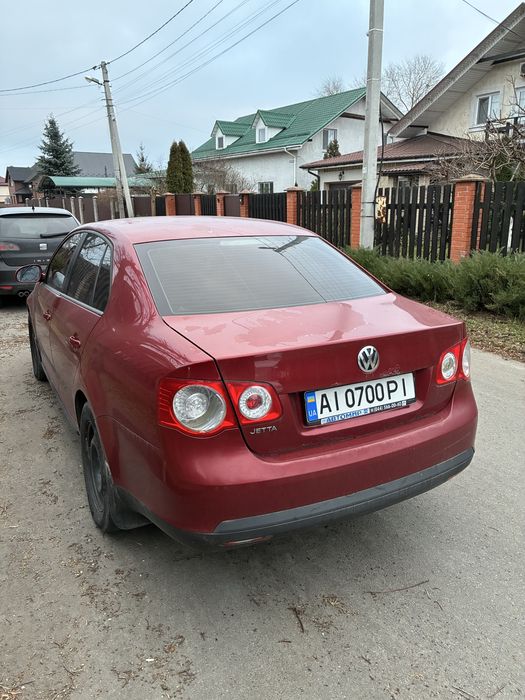 Volkswagen jetta 1.6 mpi 2007