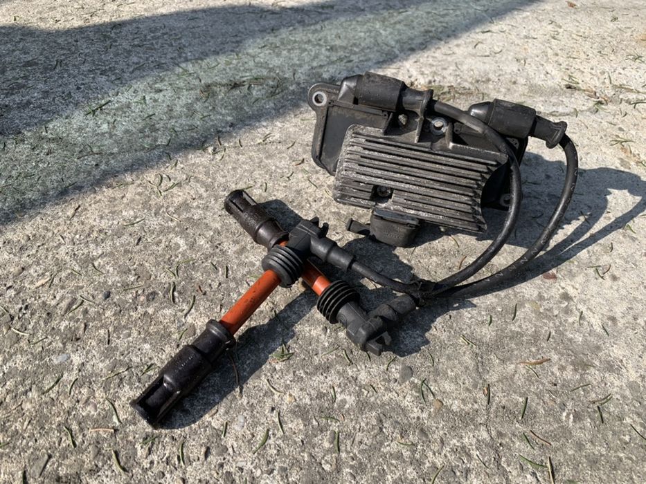 Катушка модуль зажигания 1.8 ADR Skoda Volkswagen Audi