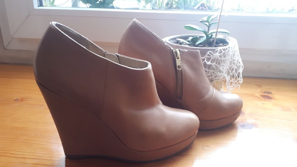 Botki Reserved r. 37
