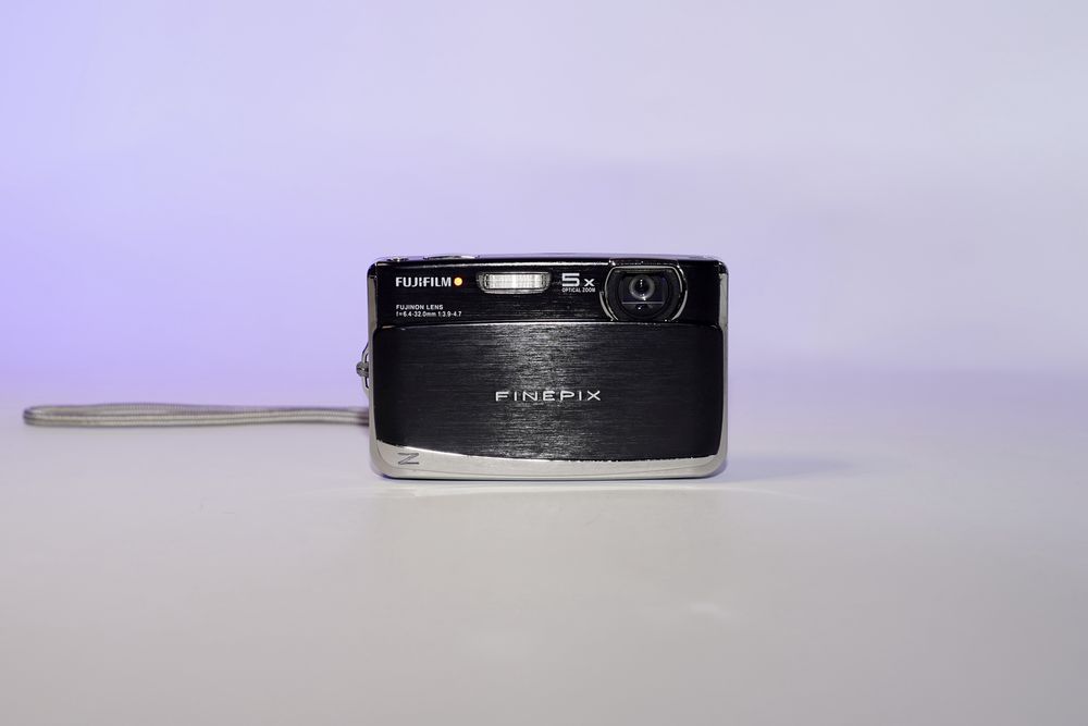 Цифровий фотоапарат компакт Fujifilm FinePix Z70 мильниця g7x вінтаж