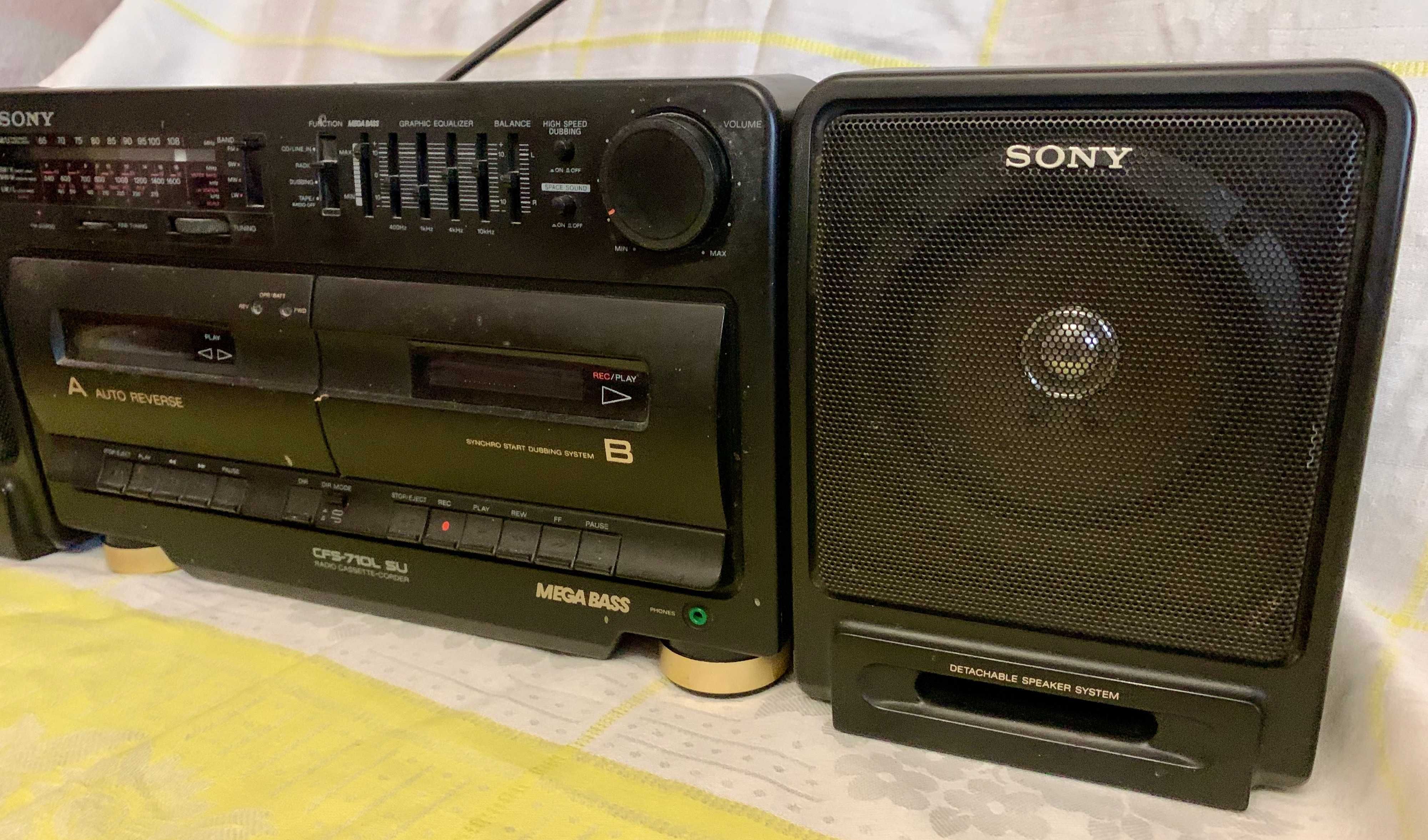 SONY CFS-710L Radio Cassette Corder стереосистема касетна дека