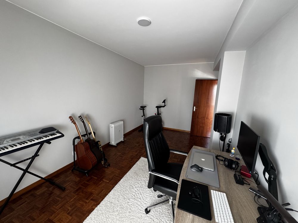Aluga-se Apartamento T4 no Centro de Viana do Castelo