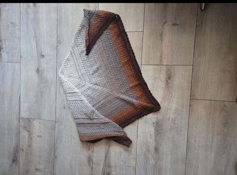 Chusta ażurkowa handmade