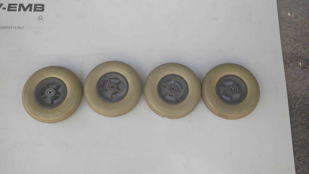 Колеса для тачки (пенополиуретановое)