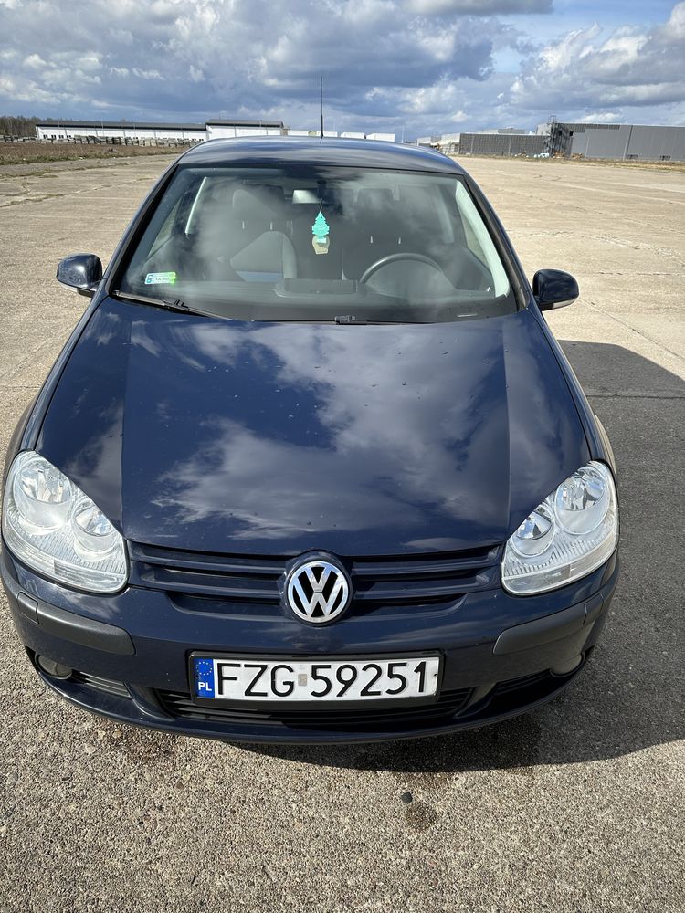 Volkswagen Golf V 1.9 TDI