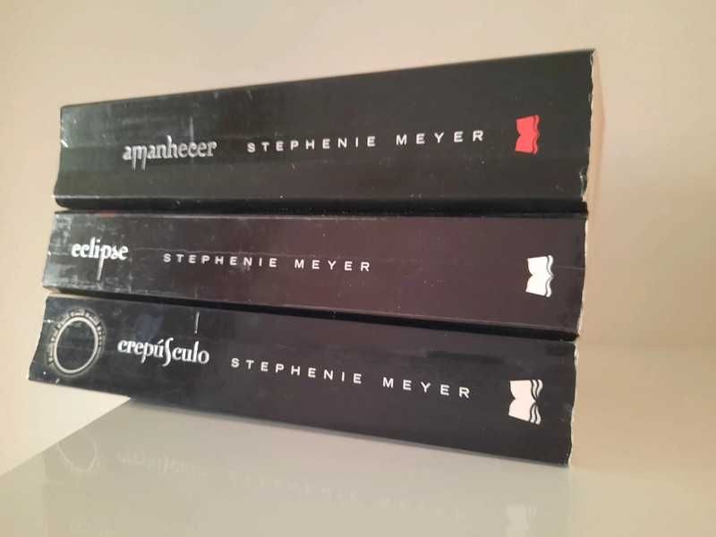 Livro Da Saga Twilight de Stephenie Meyer