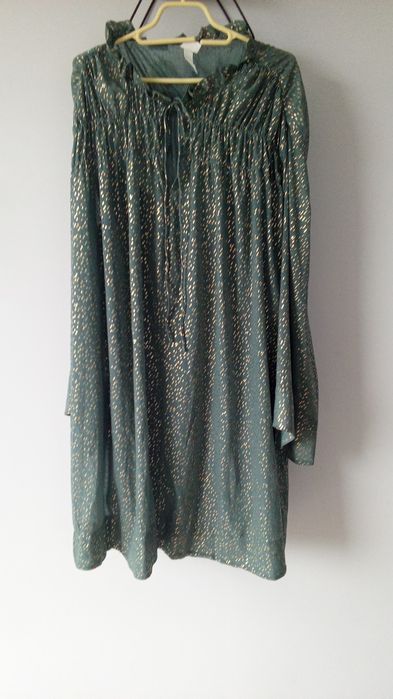 Super sukienka HIM centki 42/44 nowa