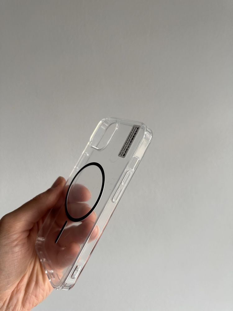 Etui przeźroczyste Thin MagSafe do IPHONE 14