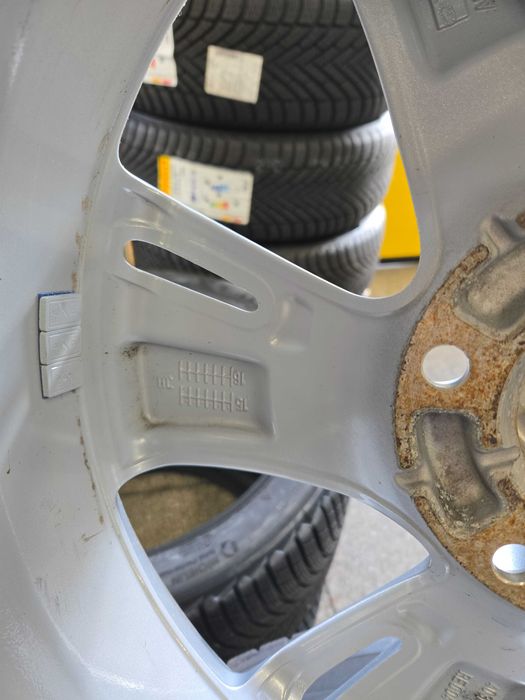 Alufelgi 17"+ opony zimowe Vredestein Nissan Qashqai - OKAZJA!