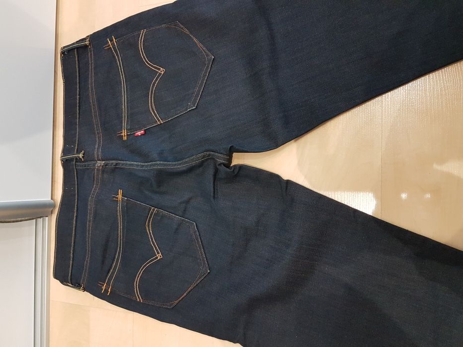 Levis 519 Slim W33 L32 jak nowe