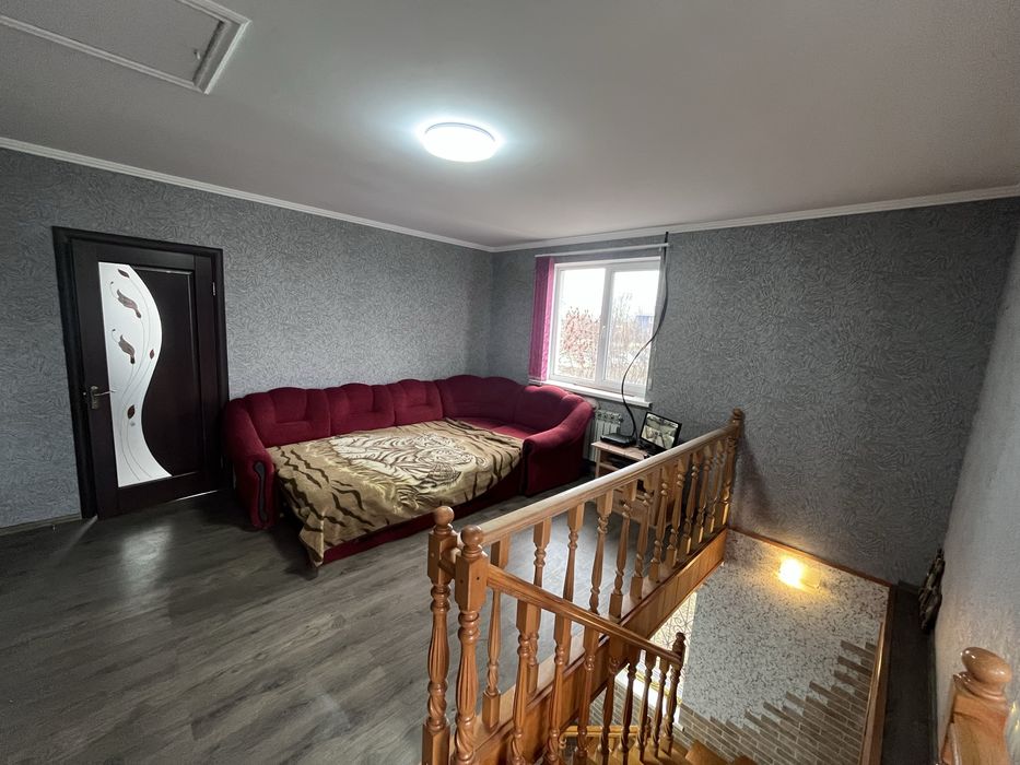 Будинок у стані заходь і живи,Красилівка,центр, будинок з газом