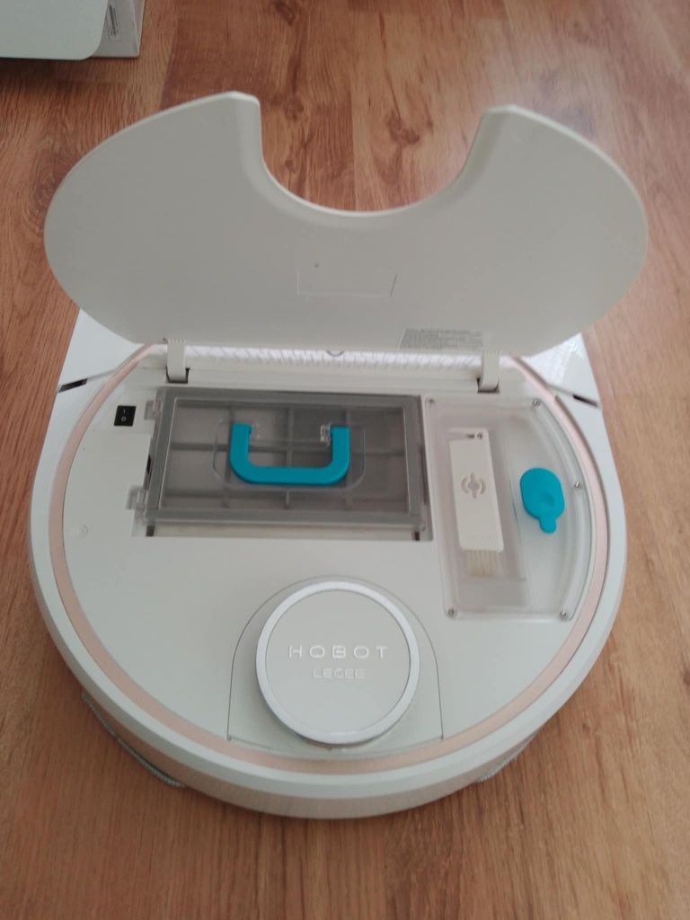 Robot sprzątający hobot legee d7