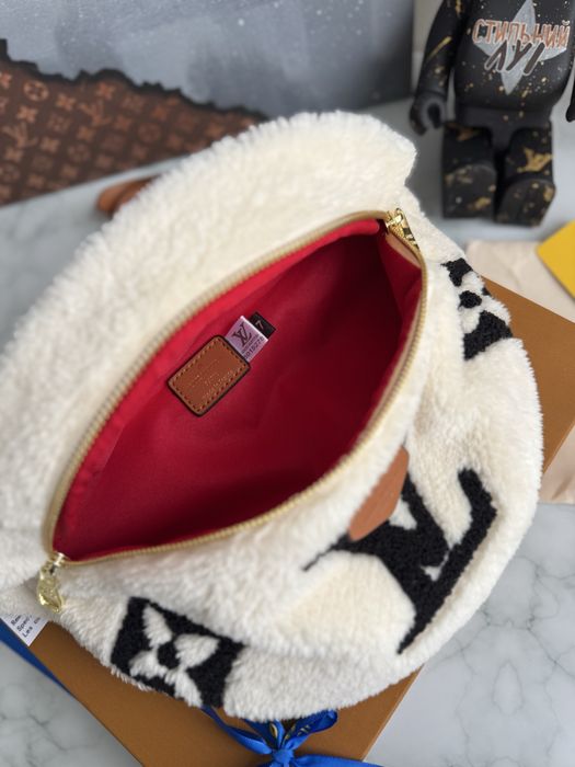 Бананка жіноча женская сумка Louis Vuitton Teddy луи витон меховая