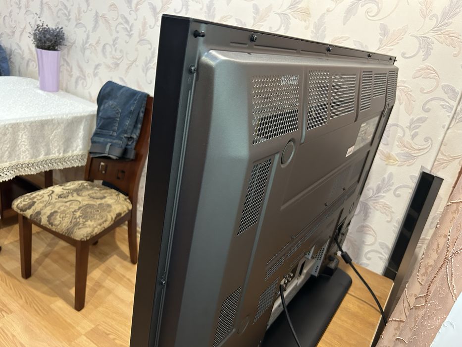 Телевізор Panasonic 42 дюйми