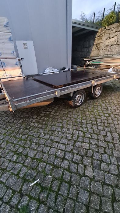 Reboque para levar carro