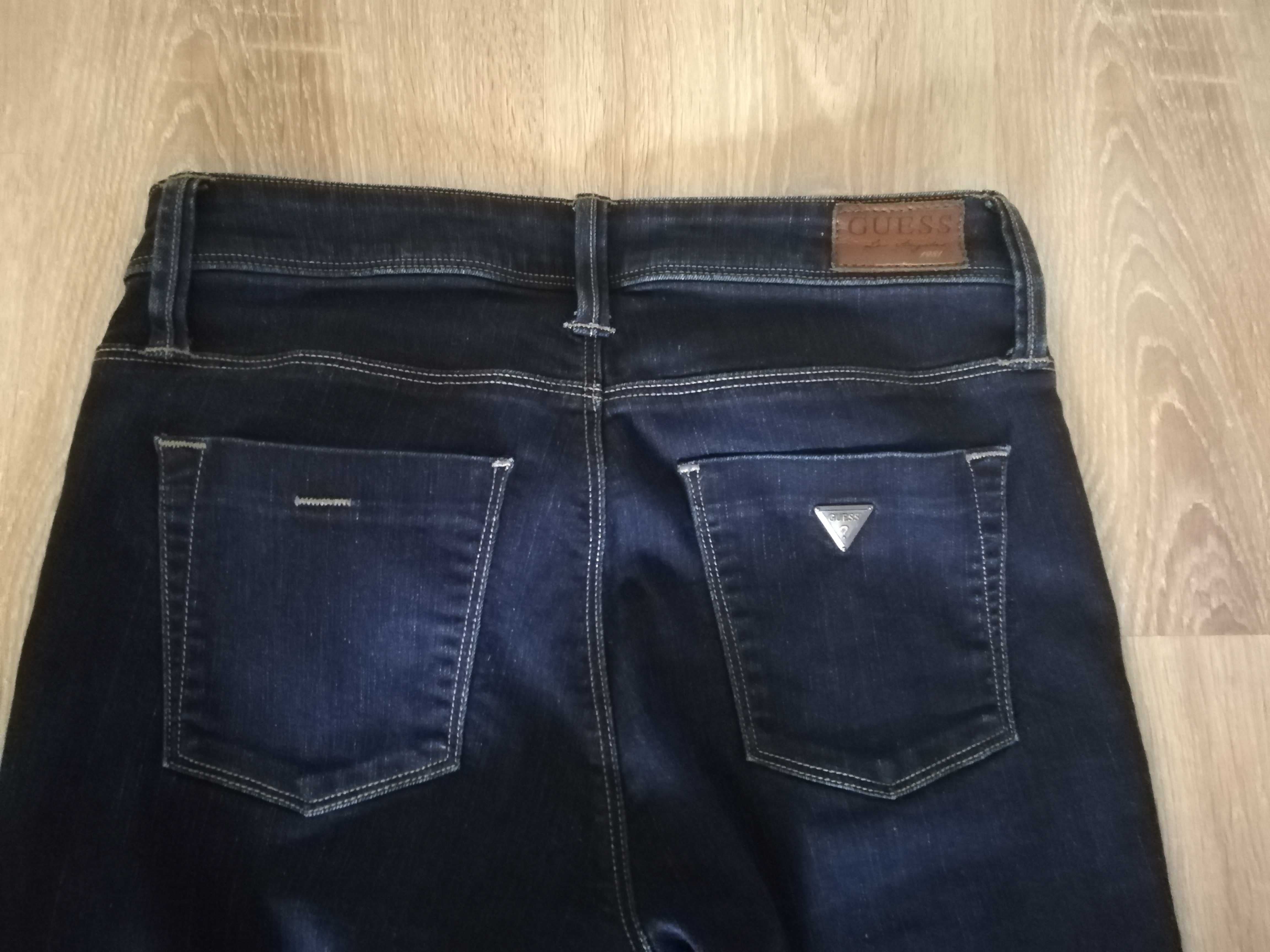 Spodnie jeansy Guess rozmiar 26 XS
