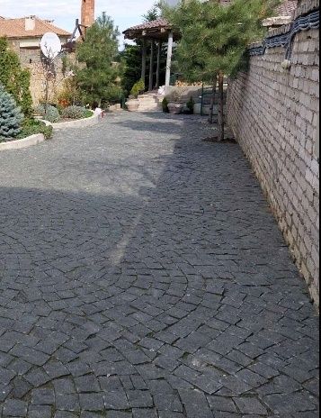 Сдам дом  Совиньон генератор 3 к евроремонт,место для авто можно живот