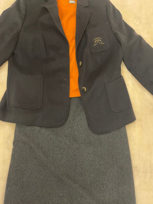 Продам теплу класичну спідницю