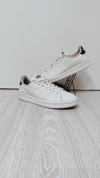 Кросівки Adidas Advantage