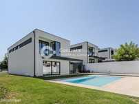 Moradia T4 com piscina em Carreira, Barcelos