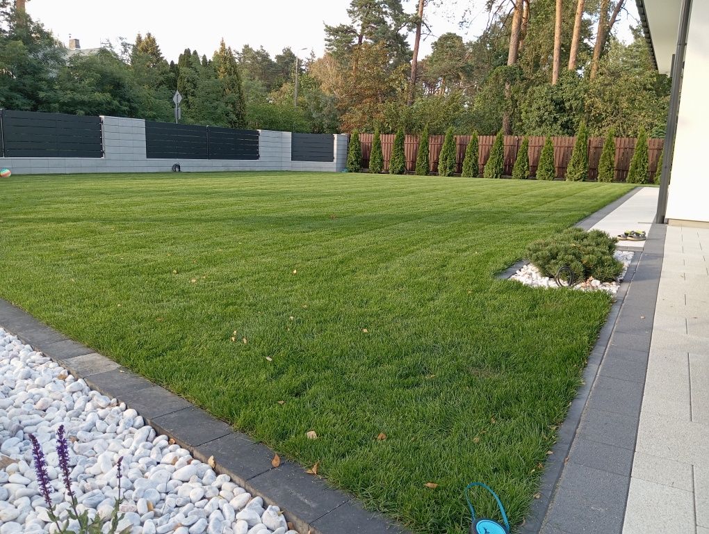 Usługi ogrodnicze/Zakładanie/Projektowanie/Pielęgnacja/Nawadnianie