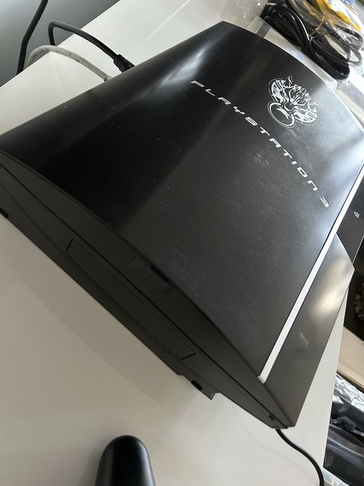 Konsola PS3 fat CECHQ00 Final Fantasy edition, 500GB, pad, po SPA