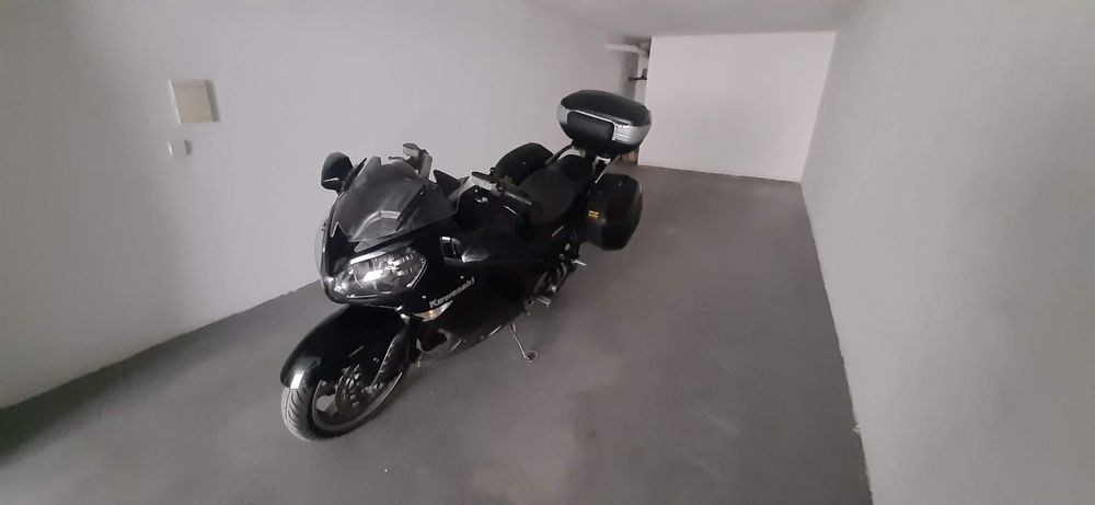 Kawasaki GTR 1400
