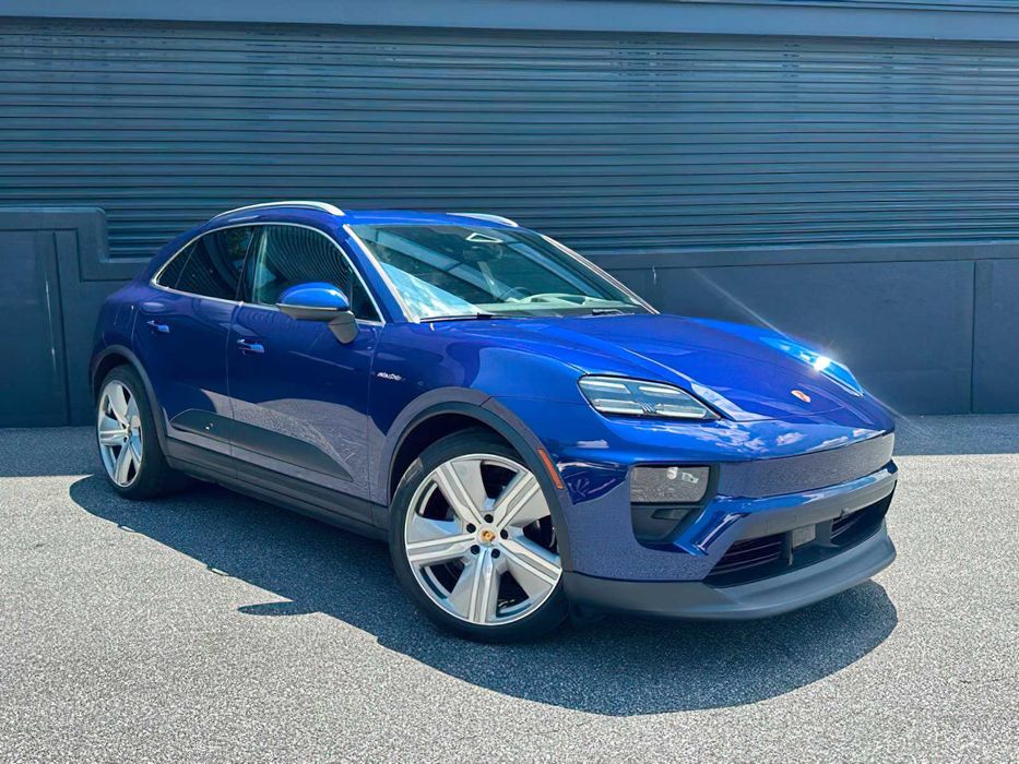 2024 Porsche Macan 4 Electric