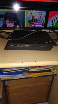 PlayStation 4 c/comando 1T