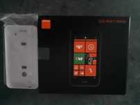 Pudełko z Nokia Lumia 530 + etui