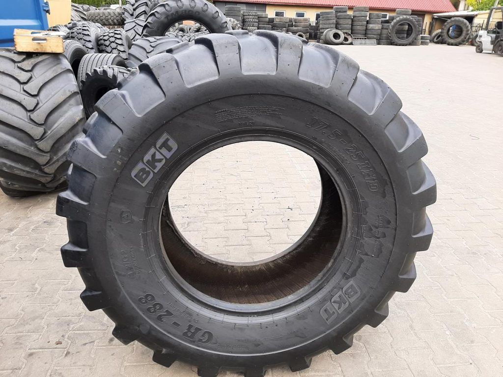 2x Opona używana przemysłowa 17.5-25 17.5R25 BKT 950zł(szt.) W4428