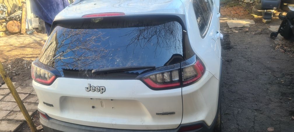 Разборка Двер левая водительская и задняя airbag jeep kl джип кд