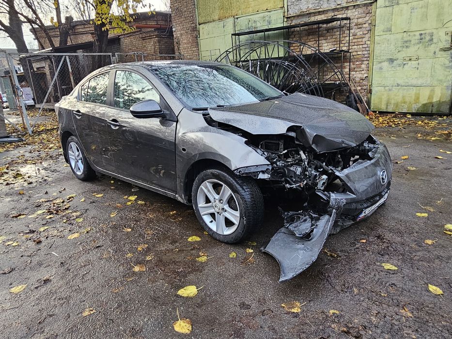 Mazda   3   2013