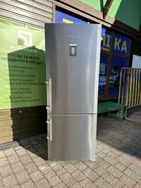 Холодильник Liebherr CNef5156