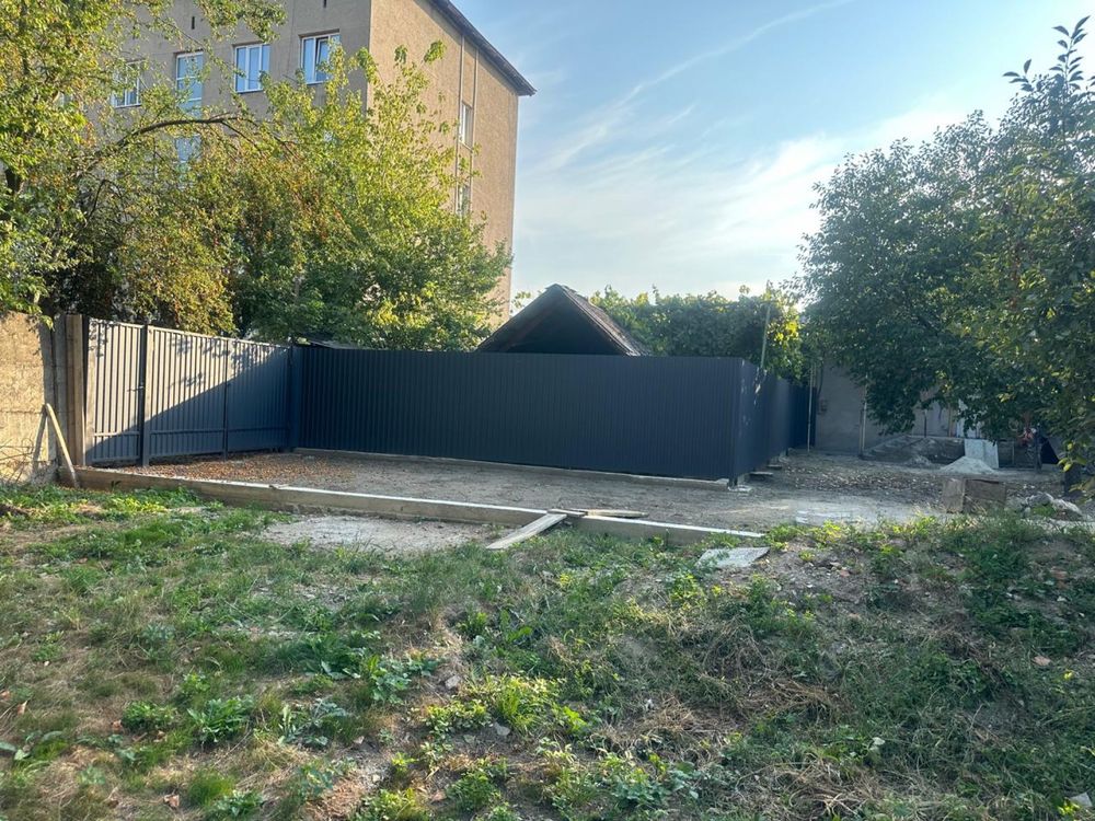 Продам 3 кім.квартиру (пів будинку з ділянкою.вул. Літуна (Толстого)