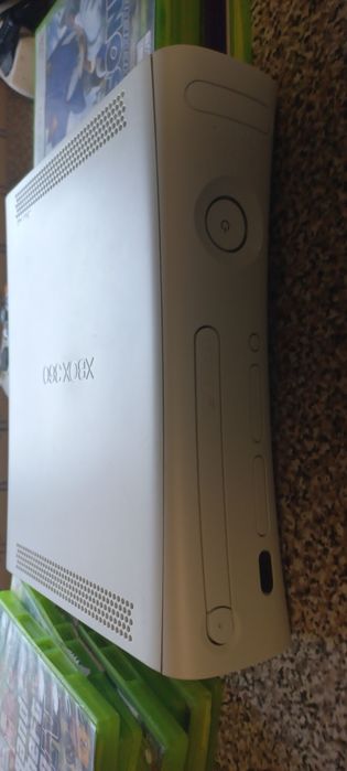 Xbox 360/10 jogos/1 comando