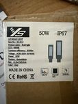 Dwie lampy led 50w z czujnikiem zmiezchu