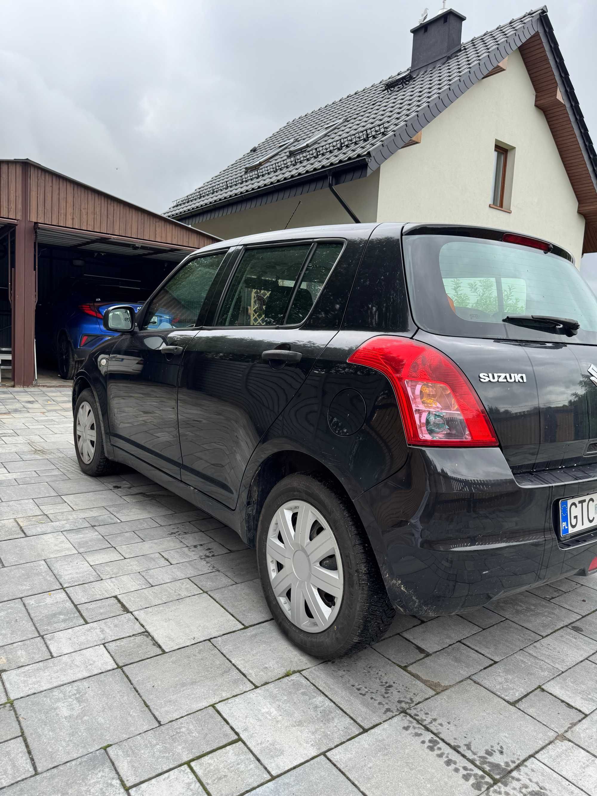SUZUKI SWIFT benzyna 1,3 niski przebieg , zadbany.
