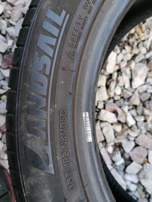 215/50/17 Landsail