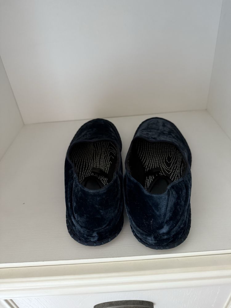 Бархатные мокасины. 39 р. Zara