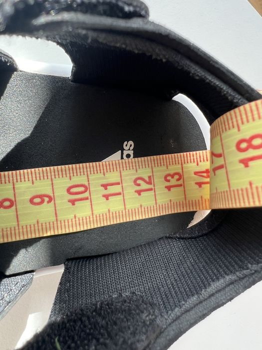 Босоніжки adidas, аквашузи, розмір 22