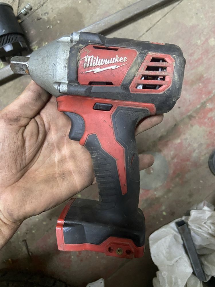 Гайковерт  Milwaukee м18