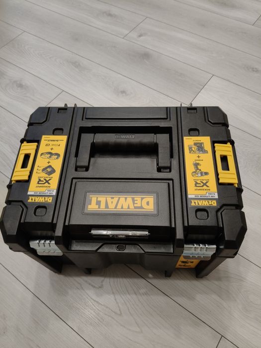 Zestaw DCD996, DCH273, 2x5Ah 18V XR DeWalt DCK229P2T